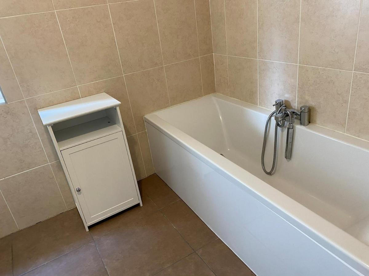 4 Bed Home Portrush Town Centre 외부 사진